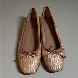 Naturalizer Women’s Essential Ballet Flat Tan Straw Size 9 US New